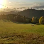 Semesterbostad Near Alsovka Slope Medenec