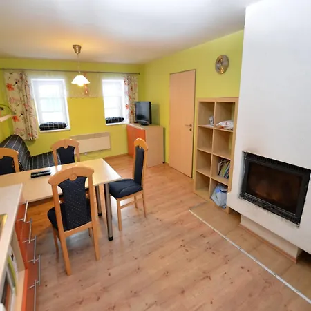 Near Alsovka Slope Medenec