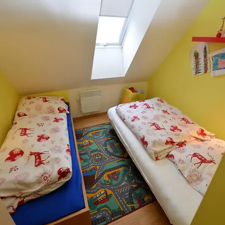 Near Alsovka Slope *